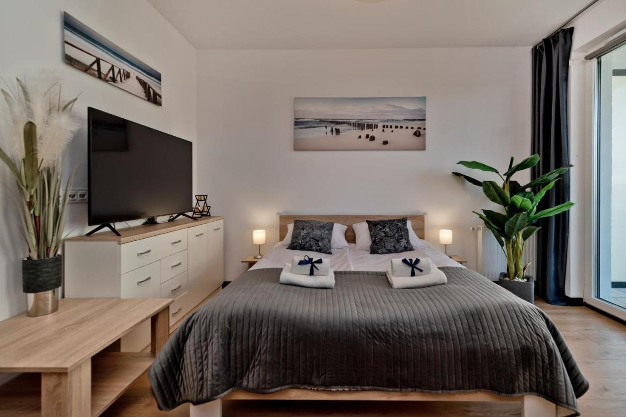 Blueapart Apartamenty Hotelowe Nexo 푸크 외부 사진
